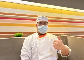 成為廚藝的翹首：馬來西亞學生王浩傑的玄大圓夢之路