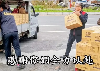 花蓮縣議員哈尼•噶照縣政總質詢 提出針對風災等議題並配合自創曲「讓易碎的夢得以重聚」質詢