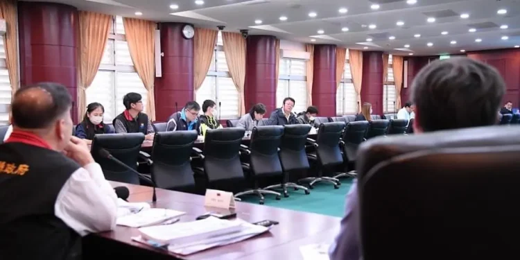 花蓮縣113年11月份道安會報 通過四項交管措施 花蓮縣警察局榮獲交通部「金安獎」多項殊榮