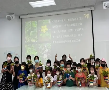 全國首創「節能、儲能」智慧綠能圖書館 臺中上楓分館勇奪中央「巢向未來」優選