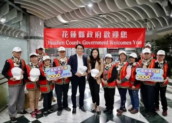 12月12日「香港—花蓮」直飛正式啟航 徐榛蔚攜手傅崐萁促成花蓮直航香港 開創國際觀光新局
