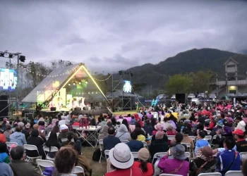 風起花蓮》2024 FALI FALI音樂節盛大展開 縣長徐榛蔚與鄉親 共享南島文化奏響跨世代旋律
