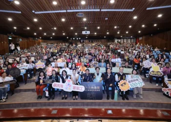 臺中志願服務獲中央獎項肯定   中市圖及文資處志工隊今表揚暨授證