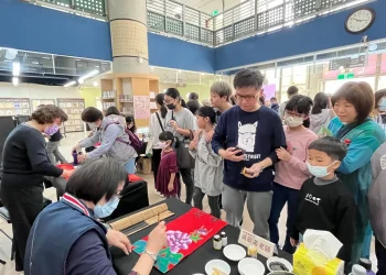 中市文化場館名家揮毫贈春聯 1/4起陸續登場迎新年